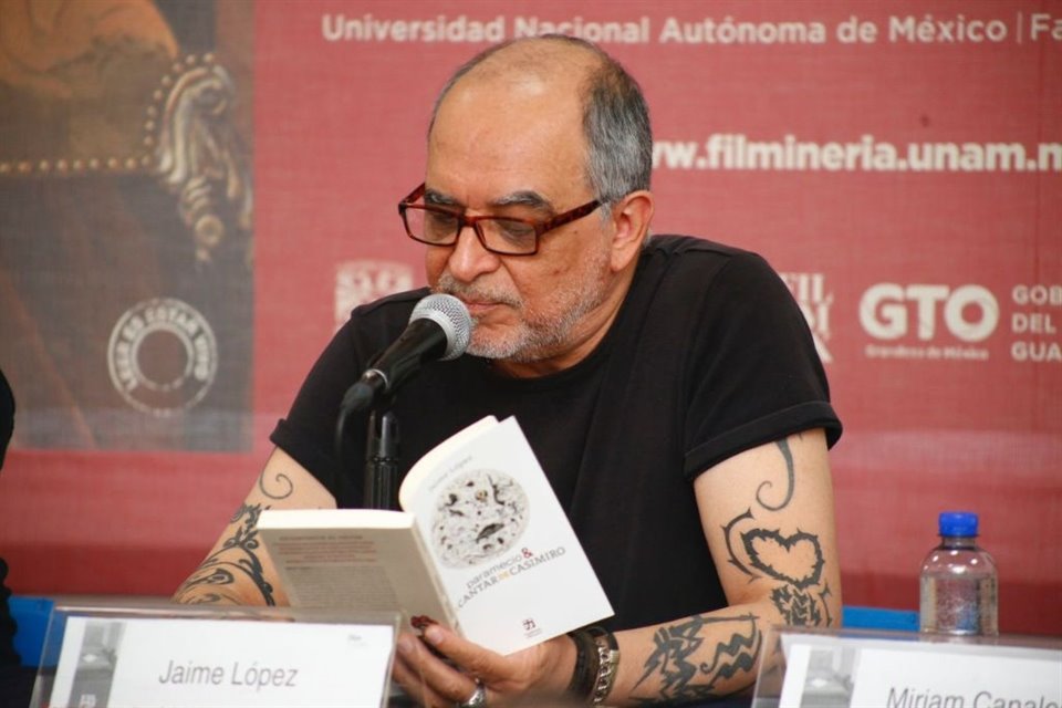 El rockero Jaime López muestra su lado poético en el libro 'Paramecio & El Cantar de Casimiro', presentado este sábado en la FIL de Minería.