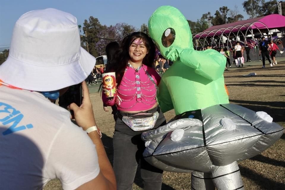 Una invasión extraterrestre se hizo presente en el EDC.