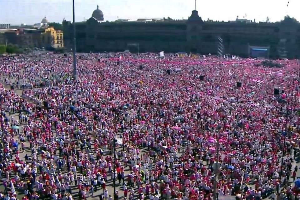 Manifestación que acudió al Zócalo obliga a partidos a corregir excesos y abrir puertas a iniciativas cívicas, dijeron promotores de marcha.