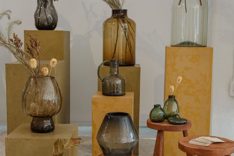 Una veintena de propuestas creativas conforman Galería Occidente, donde confluyen técnicas artesanales tradicionales, innovación y lenguajes contemporáneos en las obras exhibidas.