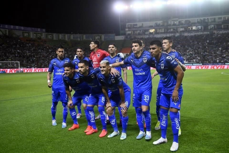 El once inicial que mandó Víctor Manuel Vucetich a la cancha.