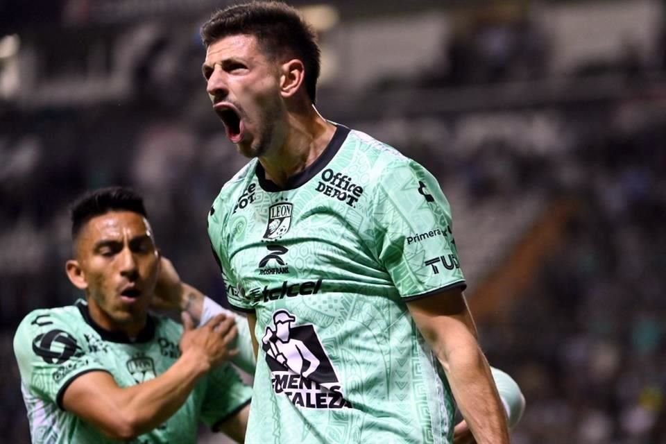 Lucas Di Yorio abrió el marcador al minuto 14 para los locales.