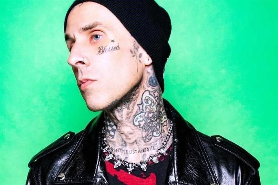 Travis Barker, baterista de Blink 182, será intervenido quirúrgicamente de la mano el día de hoy.