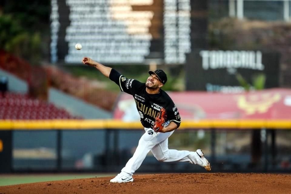 Manny Barreda lanzará con México en el Clásico Mundial de Beisbol.