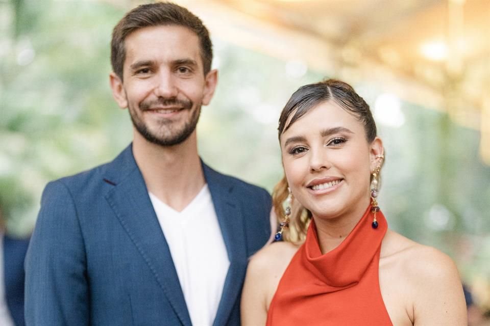 Paulina Goto se casó con Rodrigo Saval por lo civil, en una ceremonia organizada en un hotel de la Ciudad de México.