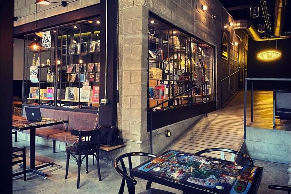 Cinamanía ya abrió sus pertas al público.