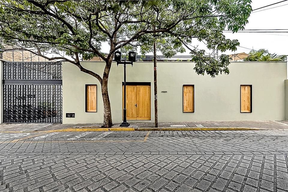 Este refugio parte de la cuidadosa restauración de una casona de los años 50.