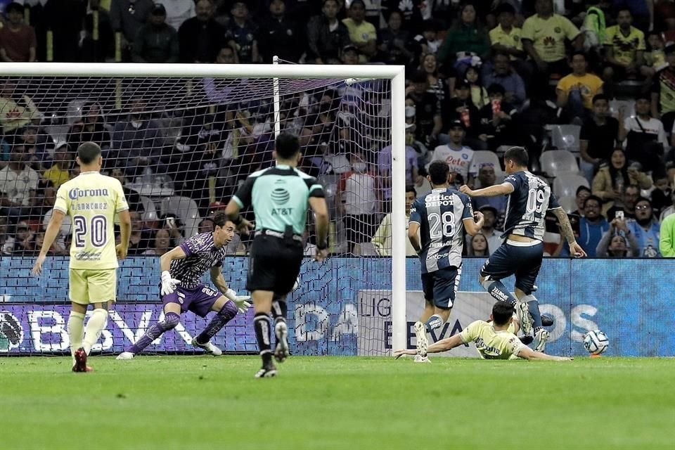 El Pachuca acabó con la racha del América.