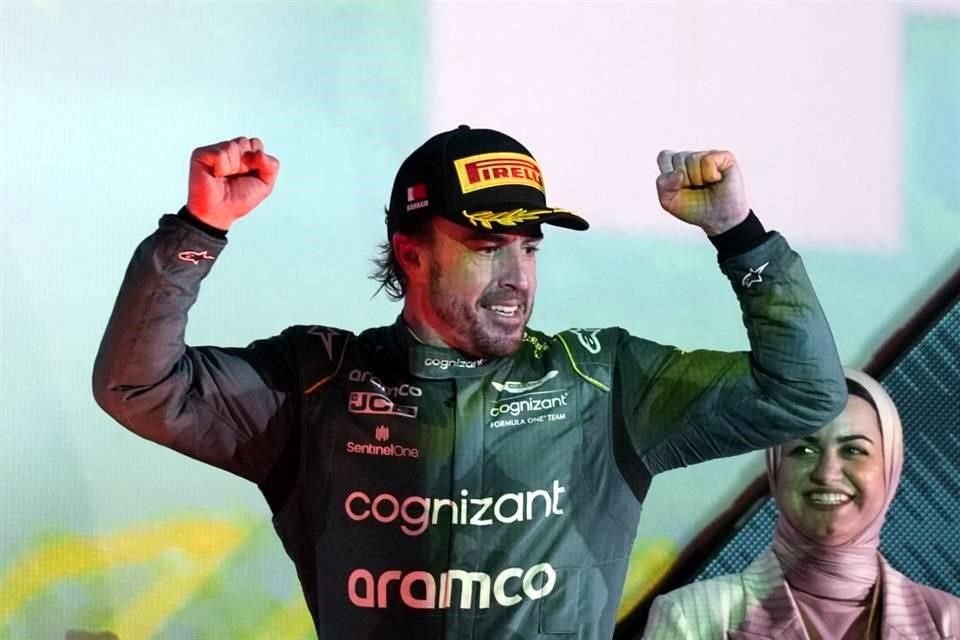 Fernando Alonso ya conquistó su podio número 100 en la Máxima Categoría.