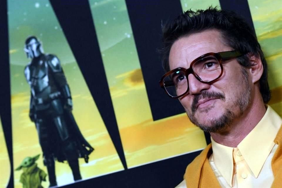 Aunque Pedro Pascal lo grabó hace 15 años, el audiolibro 'Radio Muerte', adaptado de una novela mexicana, ha resurgido en fama en redes.