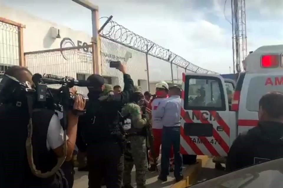 La entrega de los dos ciudadanos de EU se realizó en el Puente Internacional Ignacio Zaragoza.