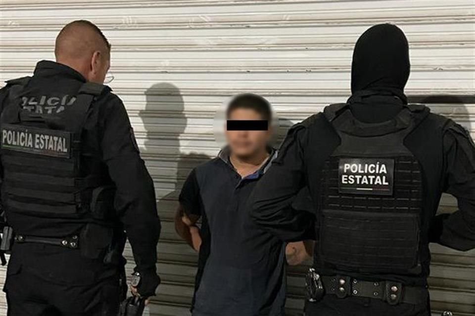 Uno de los detenidos en Unión  de San Antonio por intentar robar una 'madrina' de autos de lujo es Marcos, de 20 años, quien tambiénm es jefe de sicarios del CJNG.