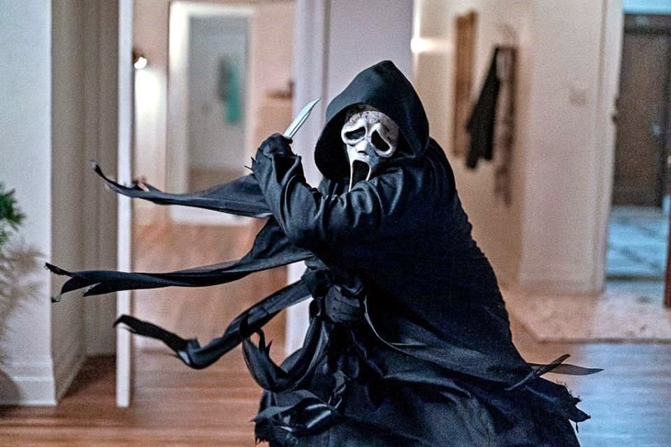 'Scream VI', la nueva entrega de la exitosa franquicia de terror, con la mexicana Melissa Barrera, lleva a Ghostface hasta Nueva York.