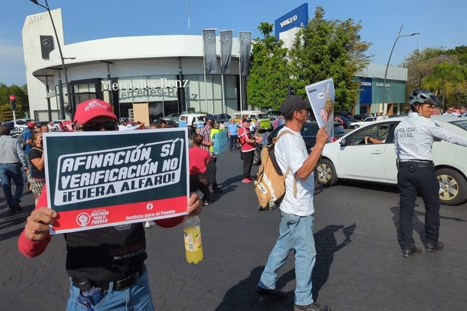 La consigna 'se ve, se siente, Alfaro delincuente', se escuchaba entre los manifestantes.