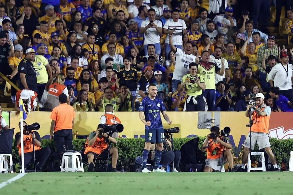 Cabecita Rodríguez sumó gol a su cuenta.