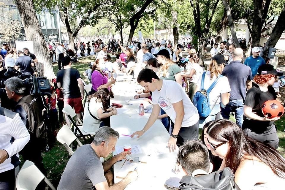 En San Pedro, cientos exigieron medidas contra la contaminación.