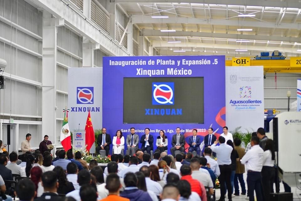 La gobernadora de Aguascalientes inauguró las nuevas instalaciones de Xinquan México Automotive que generarán 600 nuevos empleos.