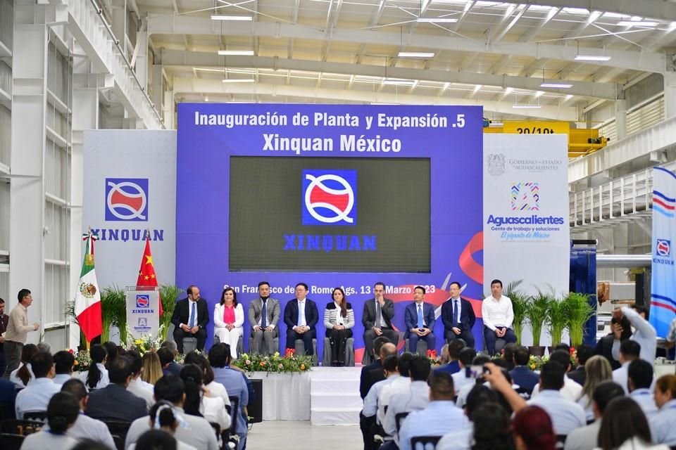 La gobernadora de Aguascalientes inauguró las nuevas instalaciones de Xinquan México Automotive que generarán 600 nuevos empleos.
