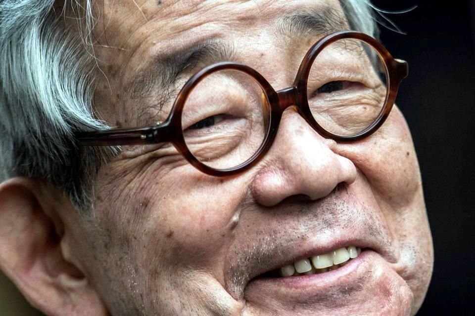 'Si existe la otra vida, las almas de los muertos vivirán allí eternamente, y tal como estaban en el instante de morir, es decir, con todos sus recuerdos', escribió Kenzaburo Oe.
