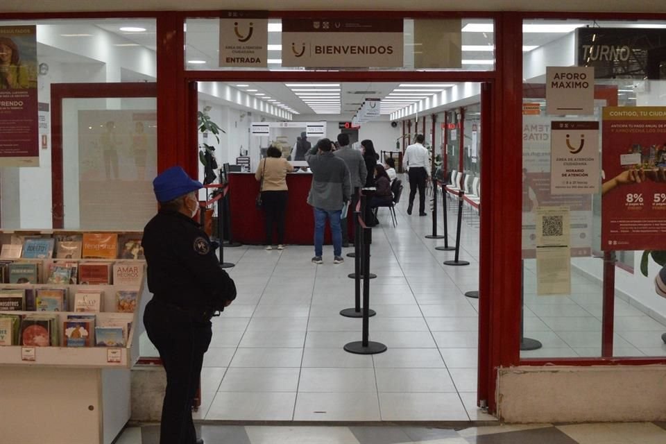 El Gobierno de la CDMX suma cuatro años sin publicar información completa de todas las compras que ha hecho, según investigación de MCCI.