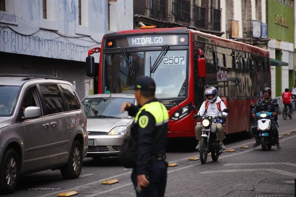 La multa por este tipo falta al Reglamento de Tránsito asciende a 5 mil 733 pesos.