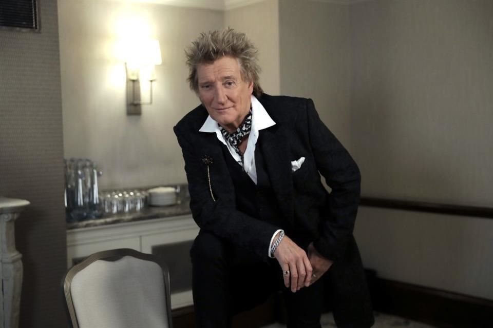 Rod Stewart canceló un concierto en Australia por una infección viral.