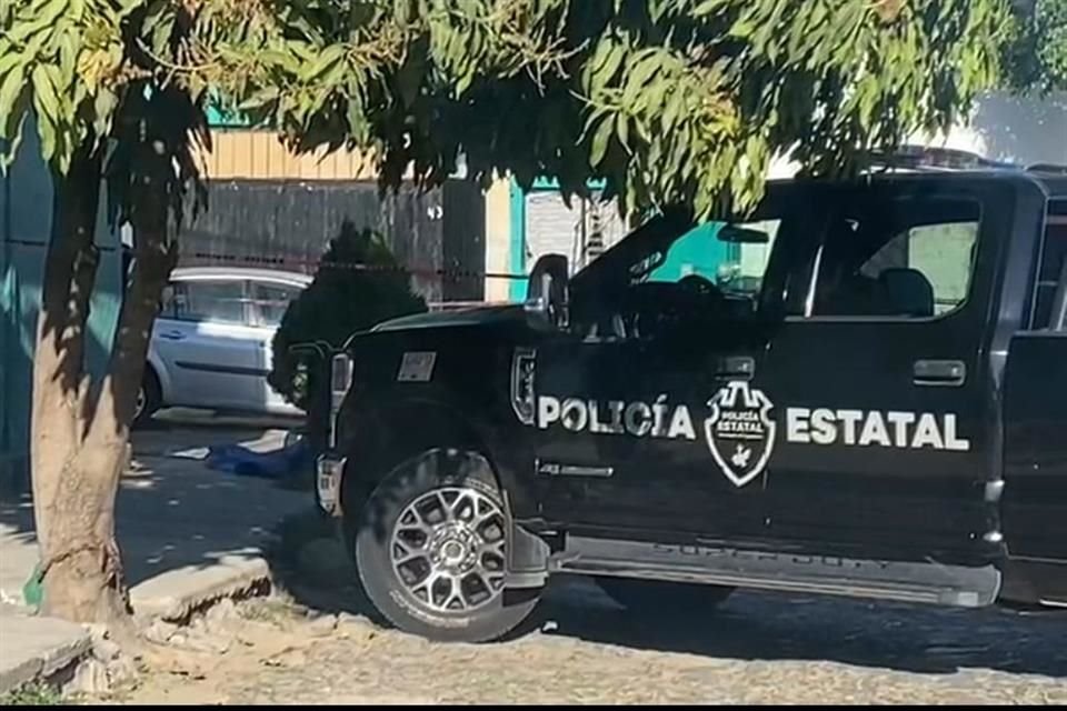 El cadáver del hombre fue localizado en el cruce de la Calle Vasco de Quiroga y la Calle González Ortega, en la Colonia Arroyo Hondo, en Zapopan.