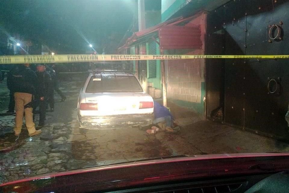 Un matrimonio fue asesinado la noche del sábado al ser atacado con un arma blanca por el novio de hija en Ecatepec.