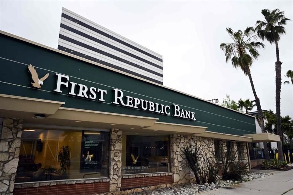 En lo que va de marzo, las acciones de First Republic Bank han perdido más del 90 por ciento de su valor.