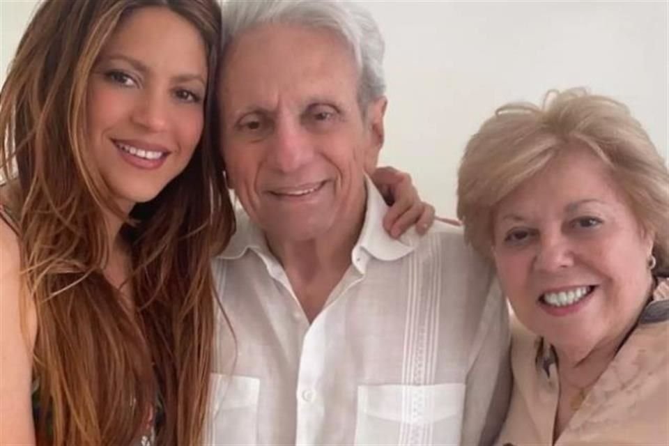 Nidia del Carmen Ripoll, madre de Shakira, fue hospitalizada de emergencia en Barcelona debido a una trombosis.
