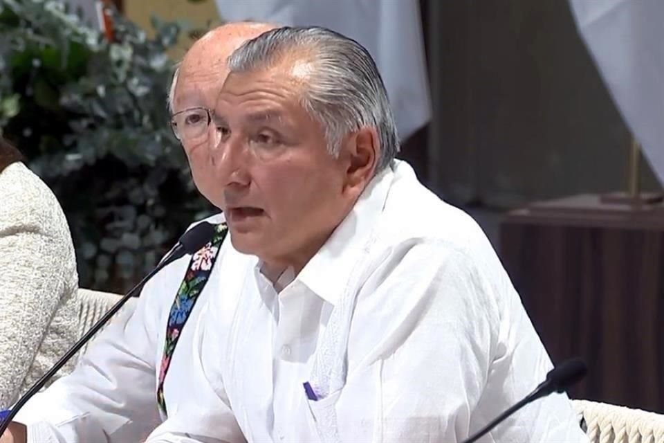 El Secretario de Gobernación al participar en sesión de la Conago.