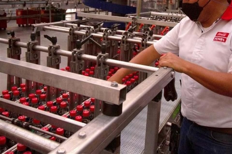 En 2023, Femsa logró elevar su consumo de fuentes renovables de 58 a 62.4%.