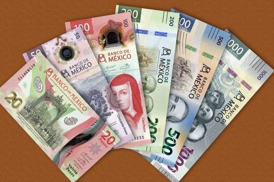 El peso mexicano se aprecia en sus cruces frente al dólar en el Forex.