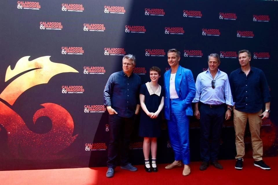 El reparto de 'Calabozos y Dragones: Honor Entre Ladrones', entre ellos Chris Pine y Hugh Grant, visitaron la CDMX para presentar el filme.