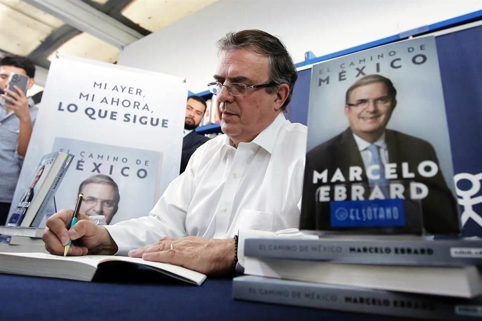 Marcelo Ebrard presentará hoy su libro 'El Camino de México'.