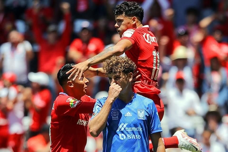 Los Tigres no levantan en la Liga y ligaron tres derrotas tras caer con Toluca.