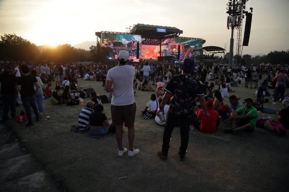 Como en días anteriores, los miles de asistentes al festival Pa'l Norte disfrutaron de grandes presentaciones musicales.