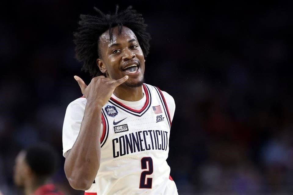 Tristen Newton fue el mejor anotador de UConn, con 19 puntos.