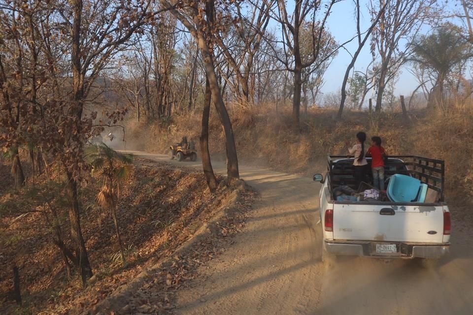 Pobladores desplazados por amenazas de la Familia Michoacana en la sierra de Guerrero.