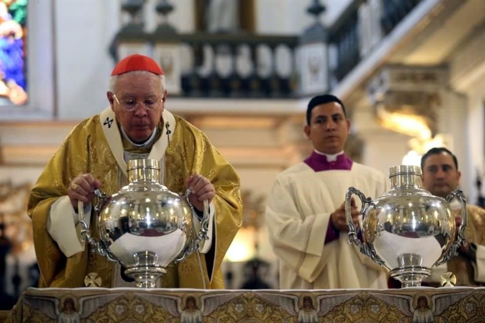 Sacerdotes, no decaigan ante lo desacralizado.-Cardenal.