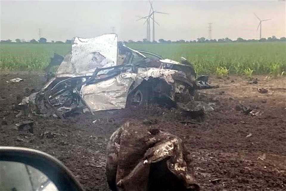 Las cuatro personas que murieron en el accidente viajaban en la misma unidad.