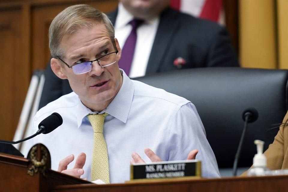 El representante republicano Jim Jordan, habla en una sesión de la subcomisión judicial en el Capitolio, 9 de febrero de 2023.