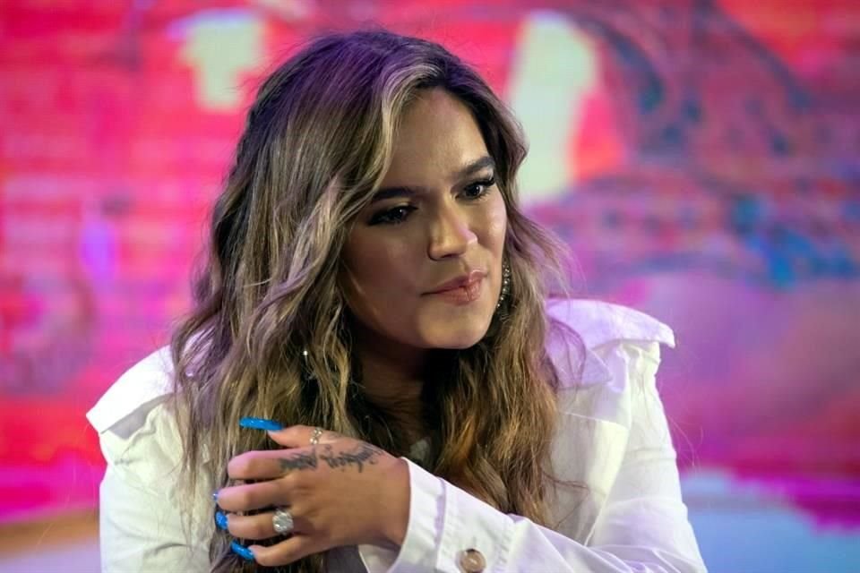 Karol G aseguró en una entrevista que el narcotraficante Pablo Escobar ayudó a su familia, en especial a su madre.