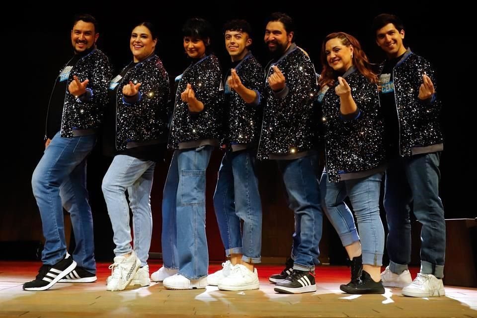 El elenco lo irán alternando los actores Jerry Velázquez, Denisha, Daniel García, Karla Morales, José Luis Saldaña, Paloma Cordero y Rubén Branco, entre muchos otros.