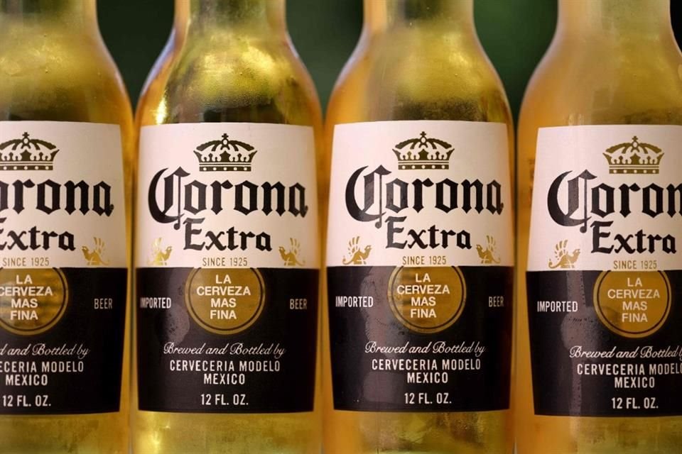 Este año, la marca mexicana Corona Extra recuperó el título de la más valiosa del mundo, tras haber sido desplazada el año pasado por la neerlandesa Heineken. 