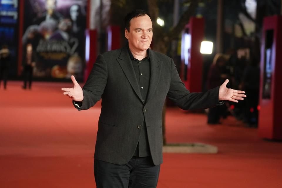 Después de cumplir 60 años, el cineasta Quentin Tarantino se siente listo para dejar el cine y dedicarse a escribir libros.