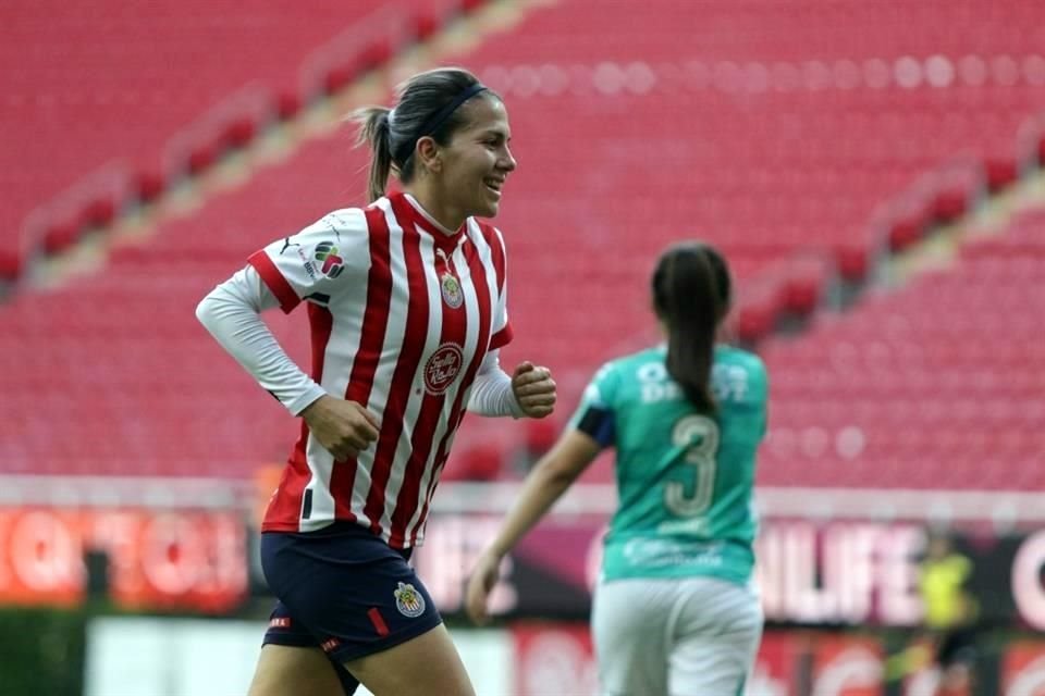 Licha Cervantes anotó en su regreso tras una lesión.