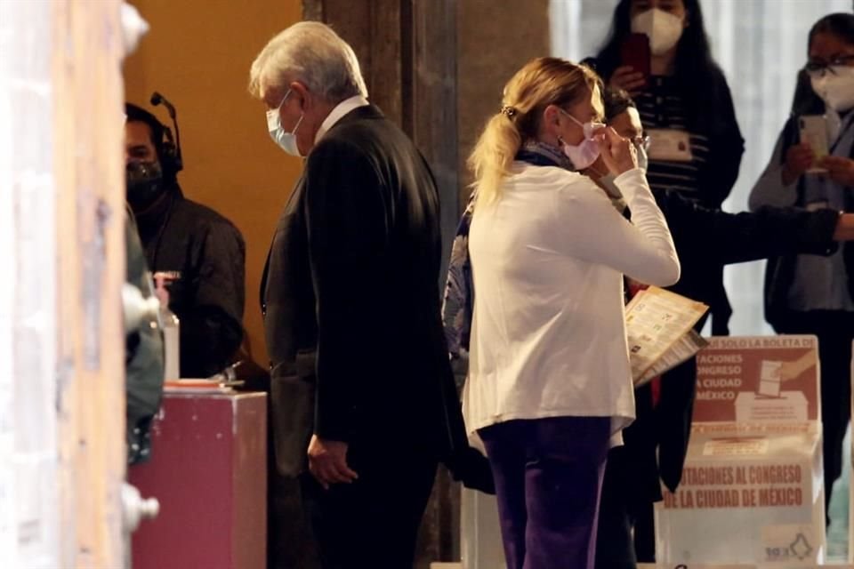 Andrés Manuel López Obrador y Beatriz Gutiérrez Müller.