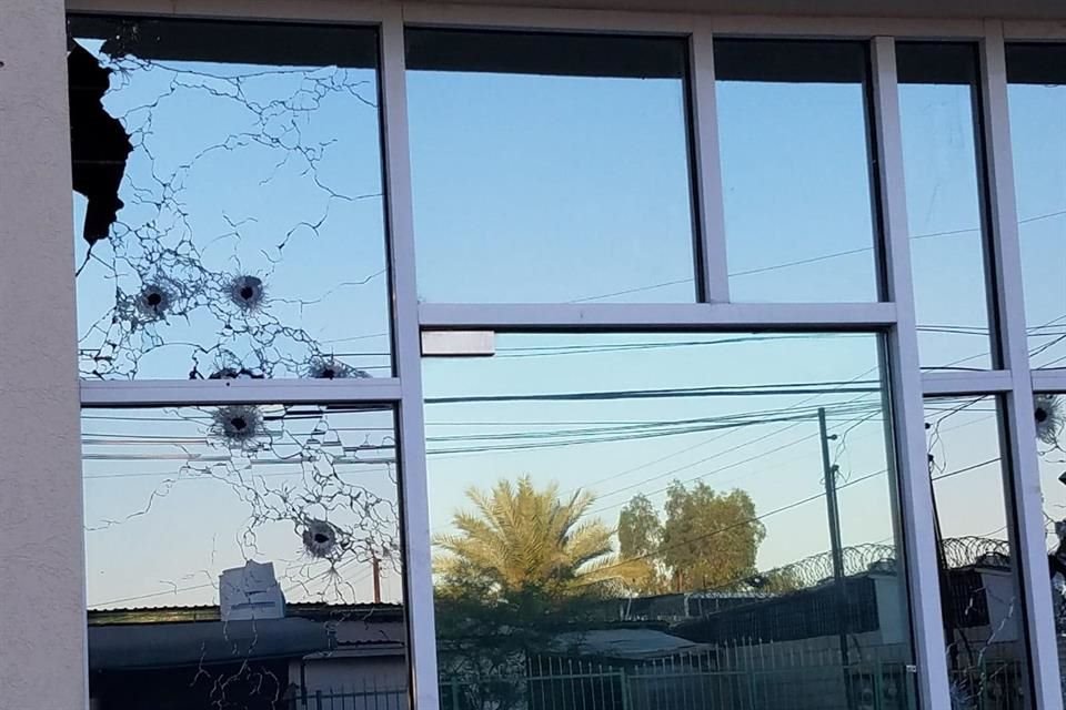 La Policía Municipal de Mexicali reportó daños por disparos de arma de fuego en el edificio de Morena sin que haya detenidos por estos hechos.