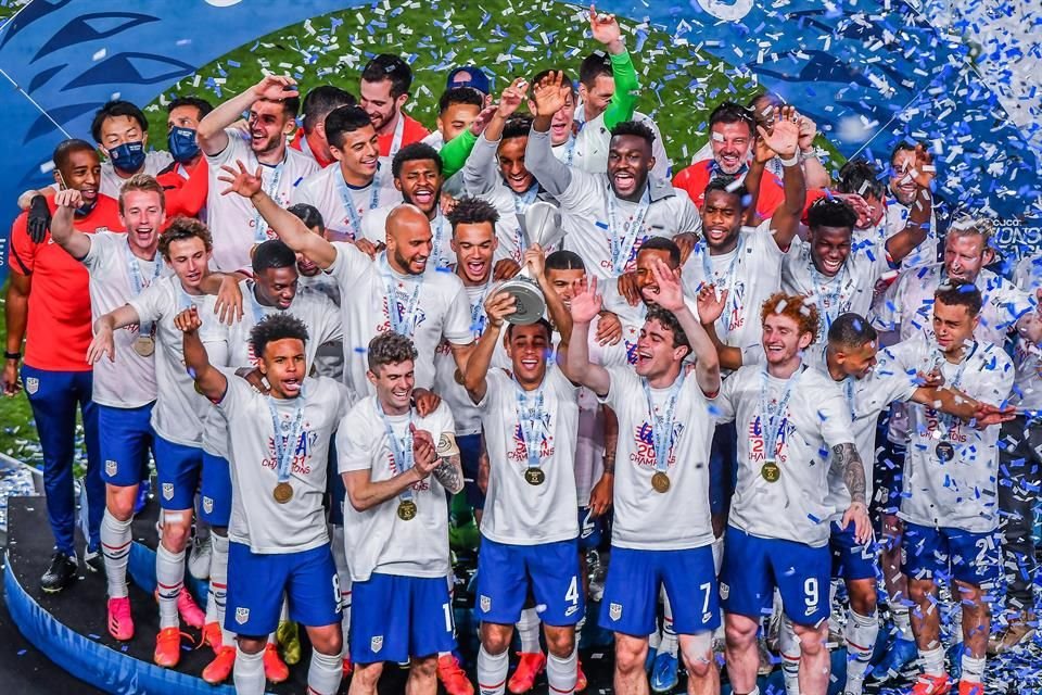 El cuadro de las Barras y  las Estrellas se llevó el título.